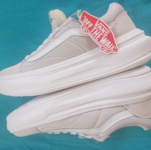 Vans comfy cush shoes men's 9.5